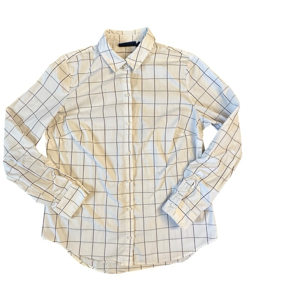 Apt 9 Long Sleeve Button Down Shirt- Like New